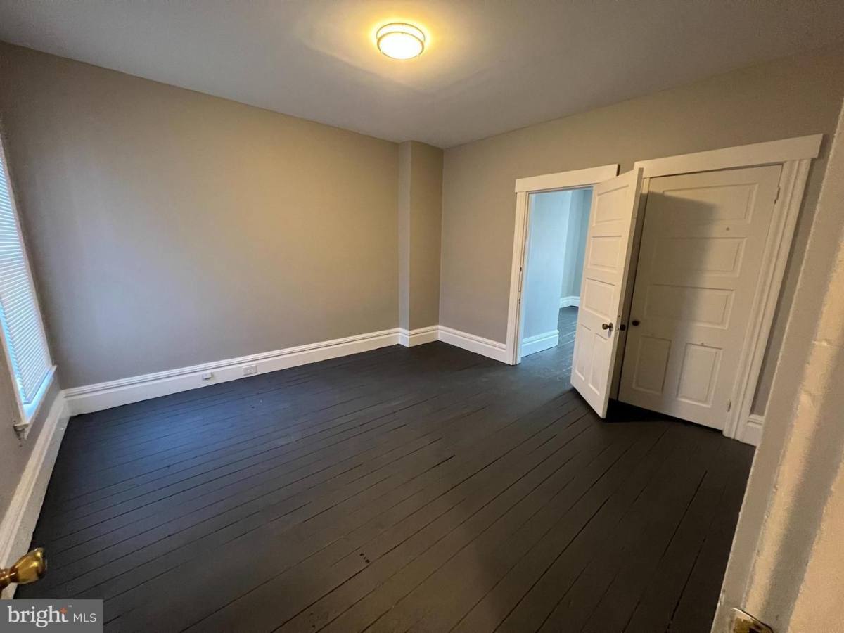 Apartment for rent at 337 W Lemon, Lancaster, PA 17603