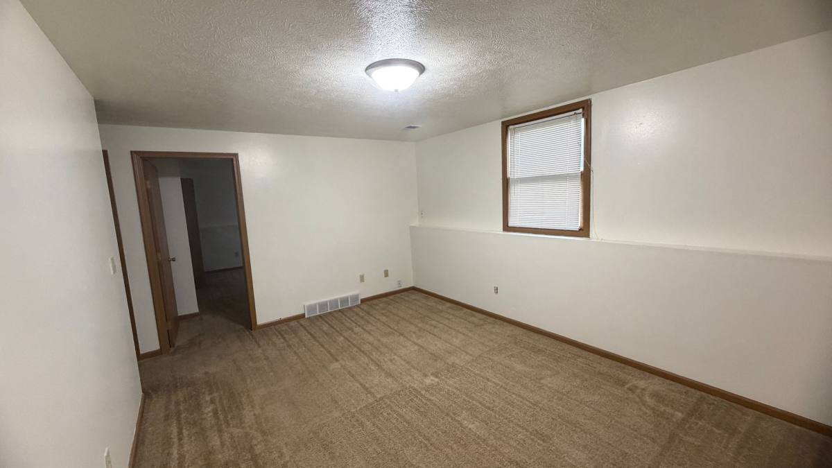 House for rent at 801 Antler Dr, Middlebury, IN 46540