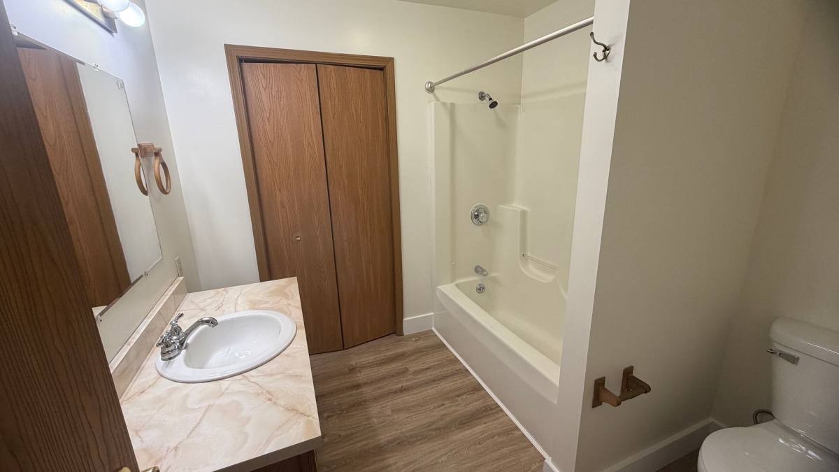 House for rent at 801 Antler Dr, Middlebury, IN 46540