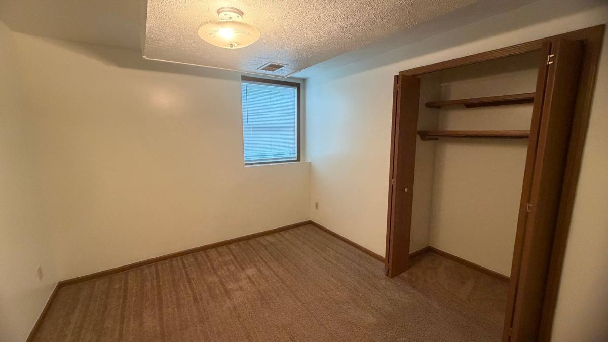 House for rent at 801 Antler Dr, Middlebury, IN 46540