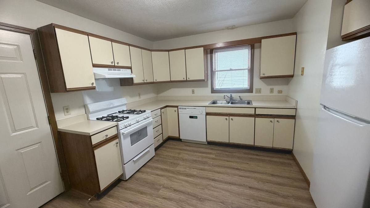 House for rent at 801 Antler Dr, Middlebury, IN 46540