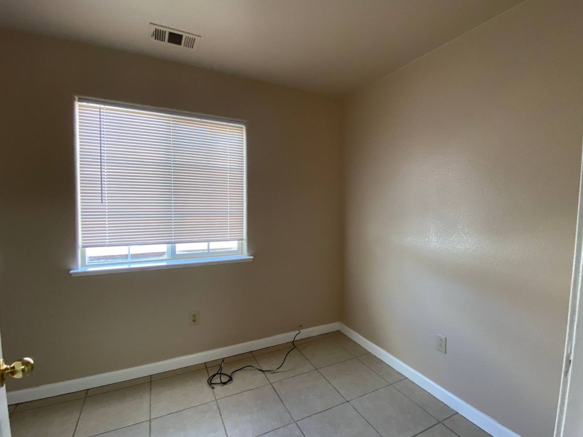 Townhouse for rent at 8626 Acapulco Way, Stockton, CA 95210