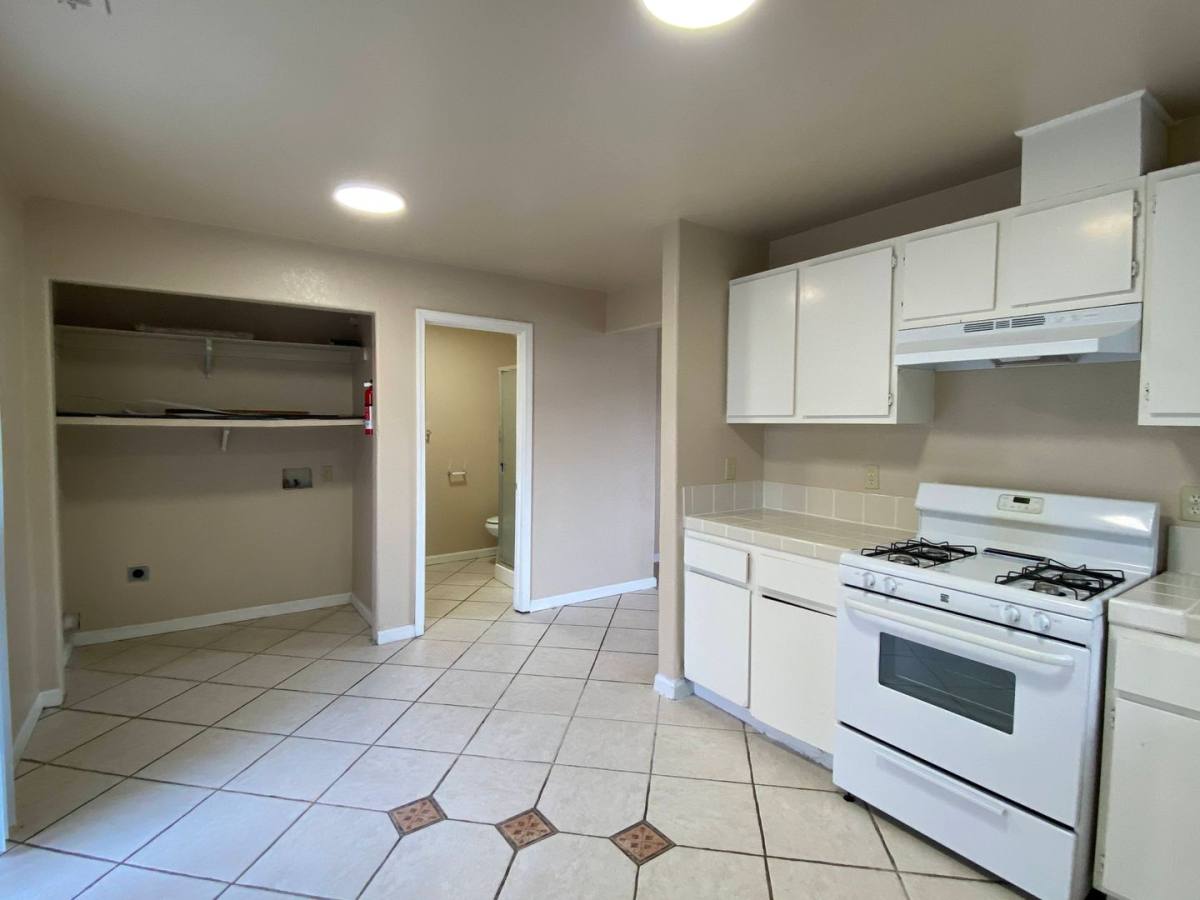 Townhouse for rent at 8626 Acapulco Way, Stockton, CA 95210