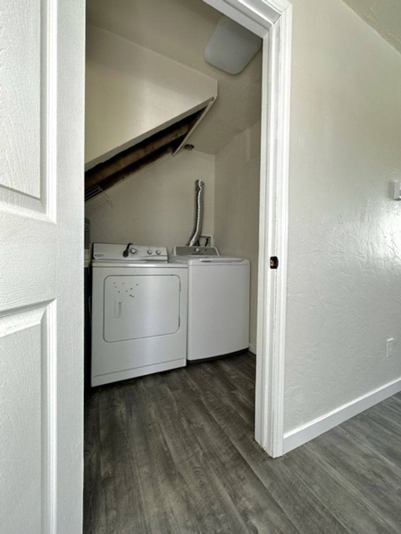 Townhouse for rent at 816 7th St, Green Bay, WI 54304