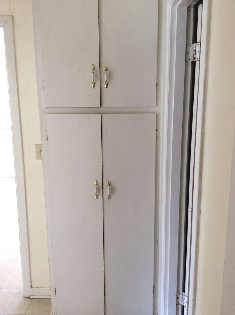 House for rent at 208 SE 6th St, Plainview, TX 79072