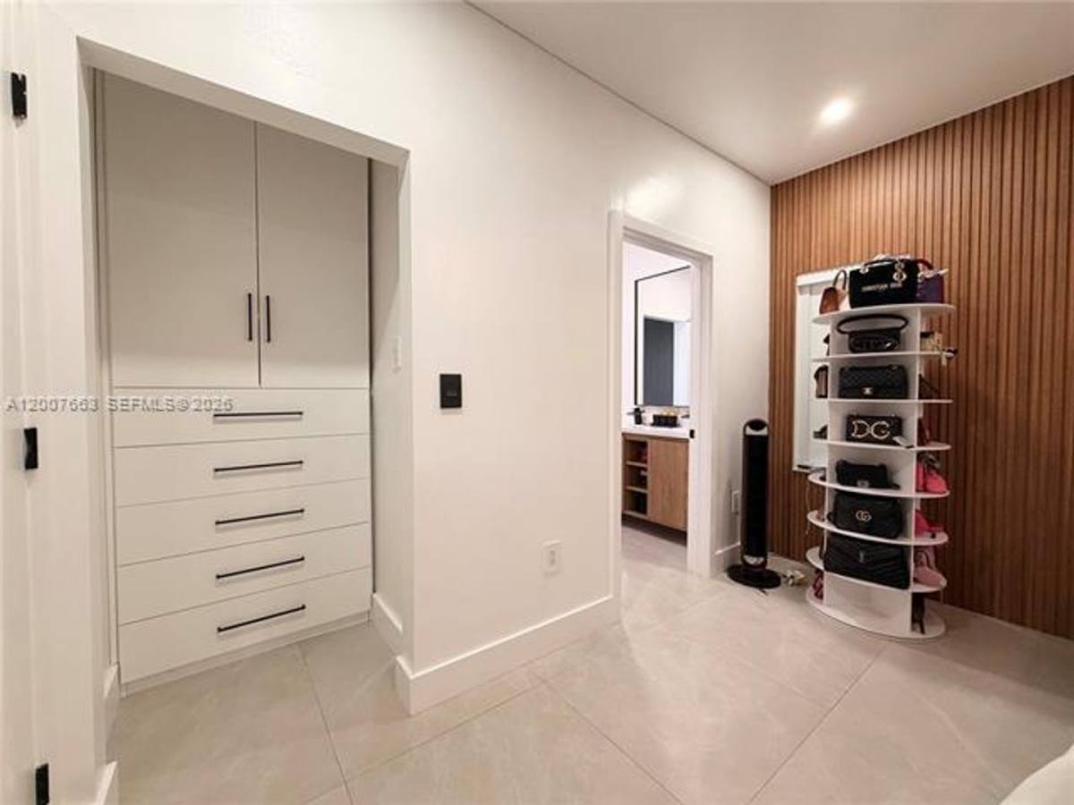 House for rent at 86 NW 4th St, Homestead, FL 33030