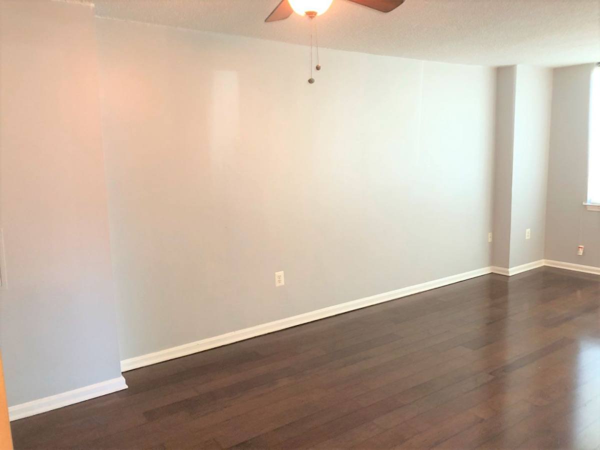 House for rent at 10101 Grosvenor Place, Rockville, MD 20852