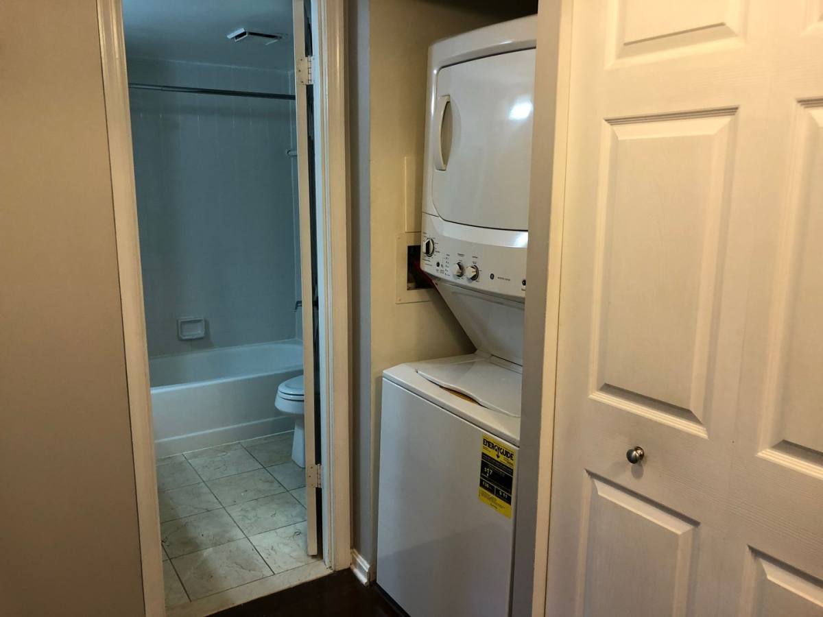 House for rent at 10101 Grosvenor Place, Rockville, MD 20852