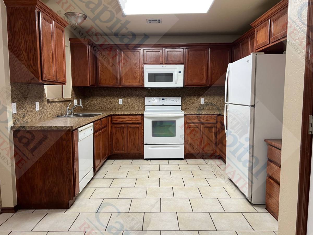 House for rent at 20635 Penny Lane, Harrah, OK 73045