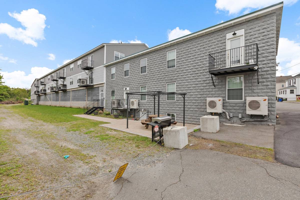 Apartment for rent at 2 S Grove St, Haverhill, MA 01835