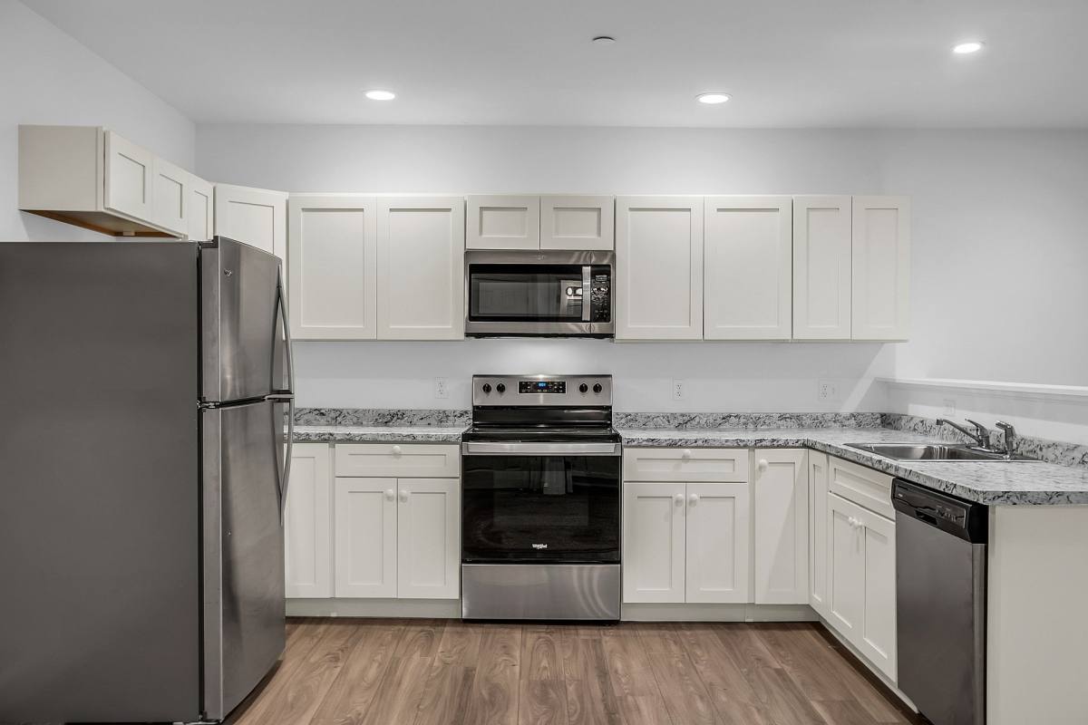Apartment for rent at 2 S Grove St, Haverhill, MA 01835
