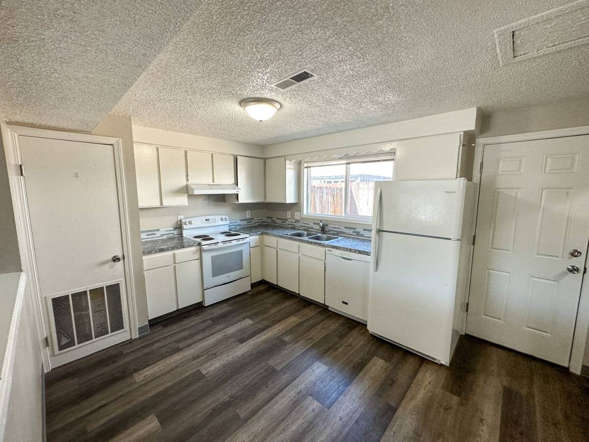 Apartment for rent at 1543-1611 Salishan St SE, Salem, OR 97302