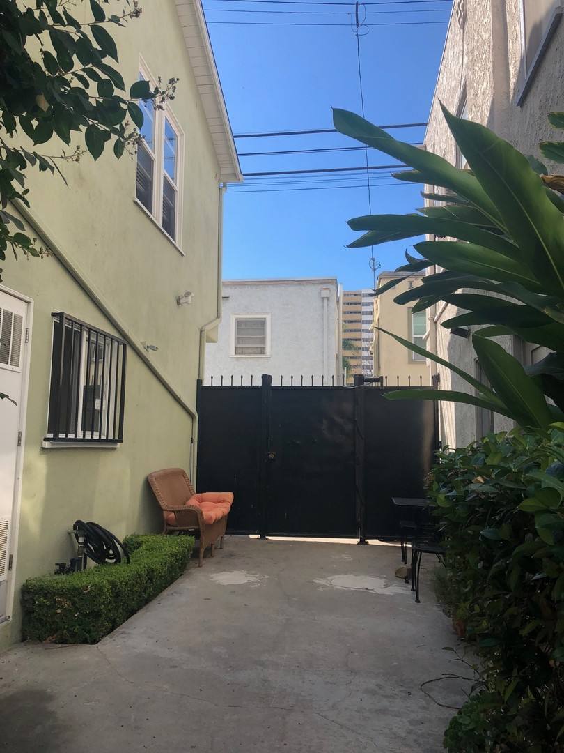 Apartment for rent at 1838 E 2nd St, Long Beach, CA 90802