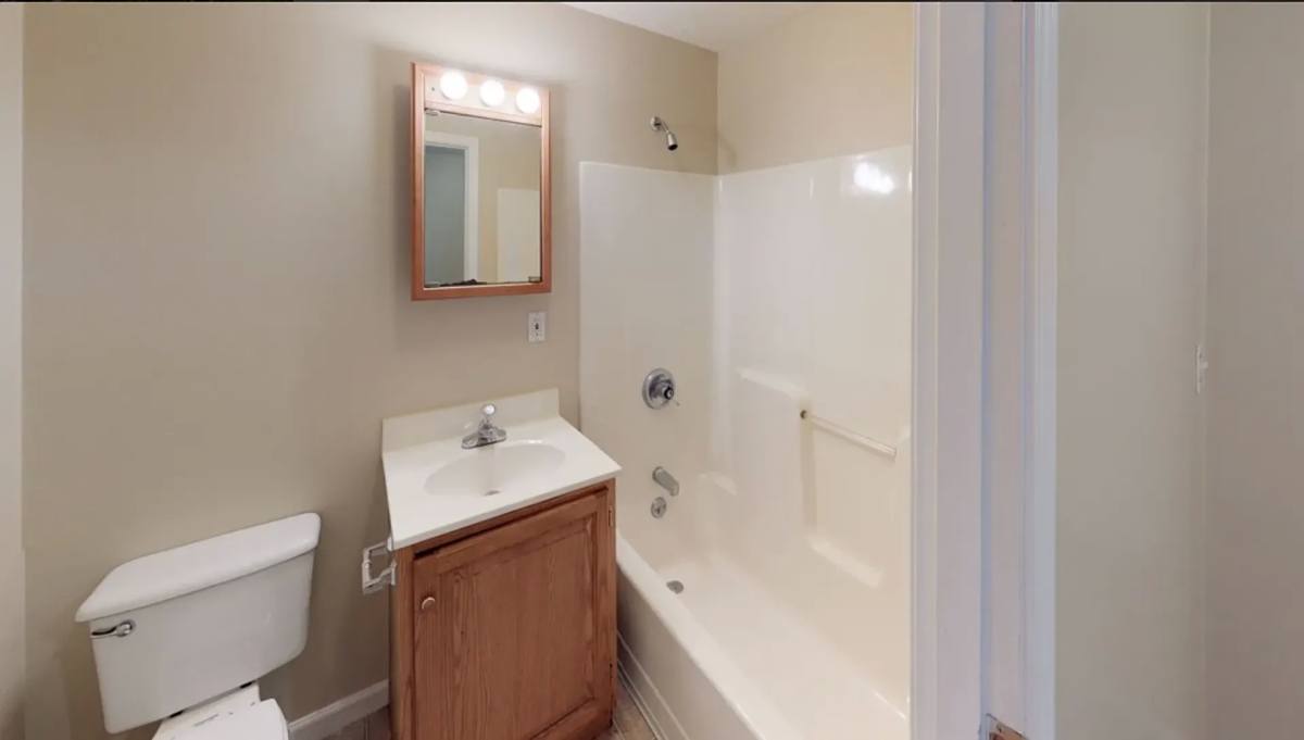 Apartment for rent at 7700 Overlook Dr, Clarksburg, WV 26301