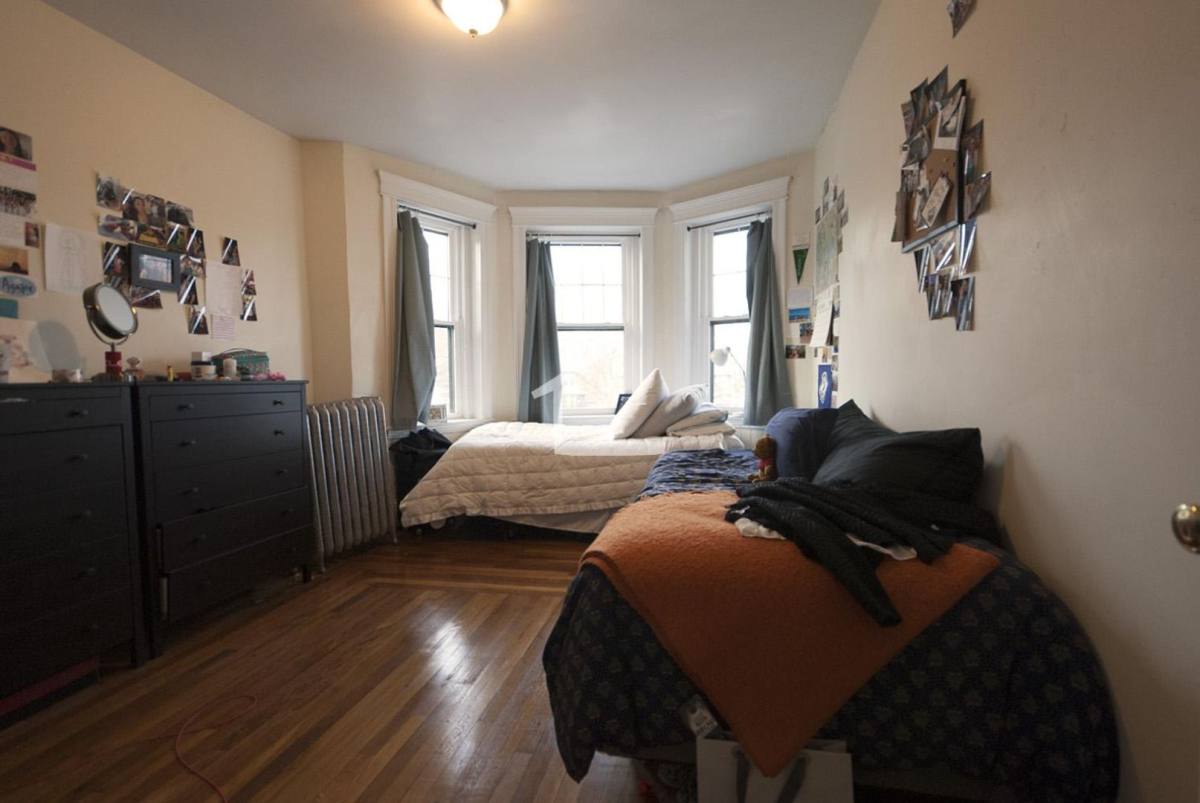 Apartment for rent at 1868B Commonwealth Ave, Brighton, MA 02135