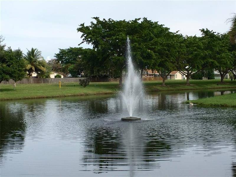 Apartment for rent at 9999 Summerbreeze Dr, Fort Lauderdale, FL 33322