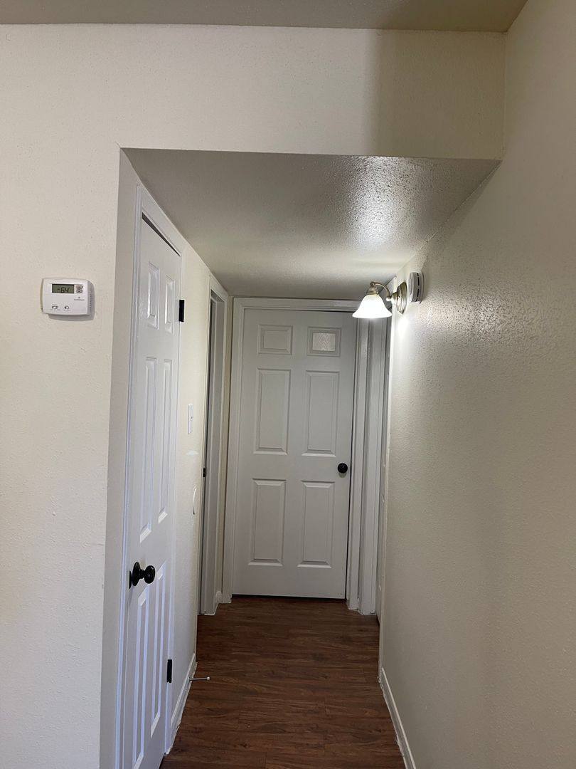 Apartment for rent at 17601 Cali Dr, Houston, TX 77090