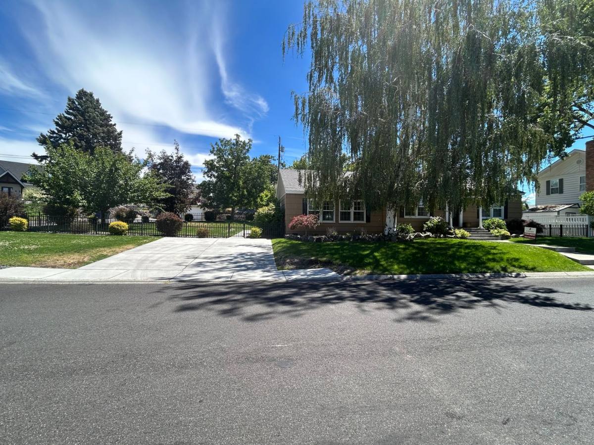 House for rent at 1732 Hunt Ave, Richland, WA 99354
