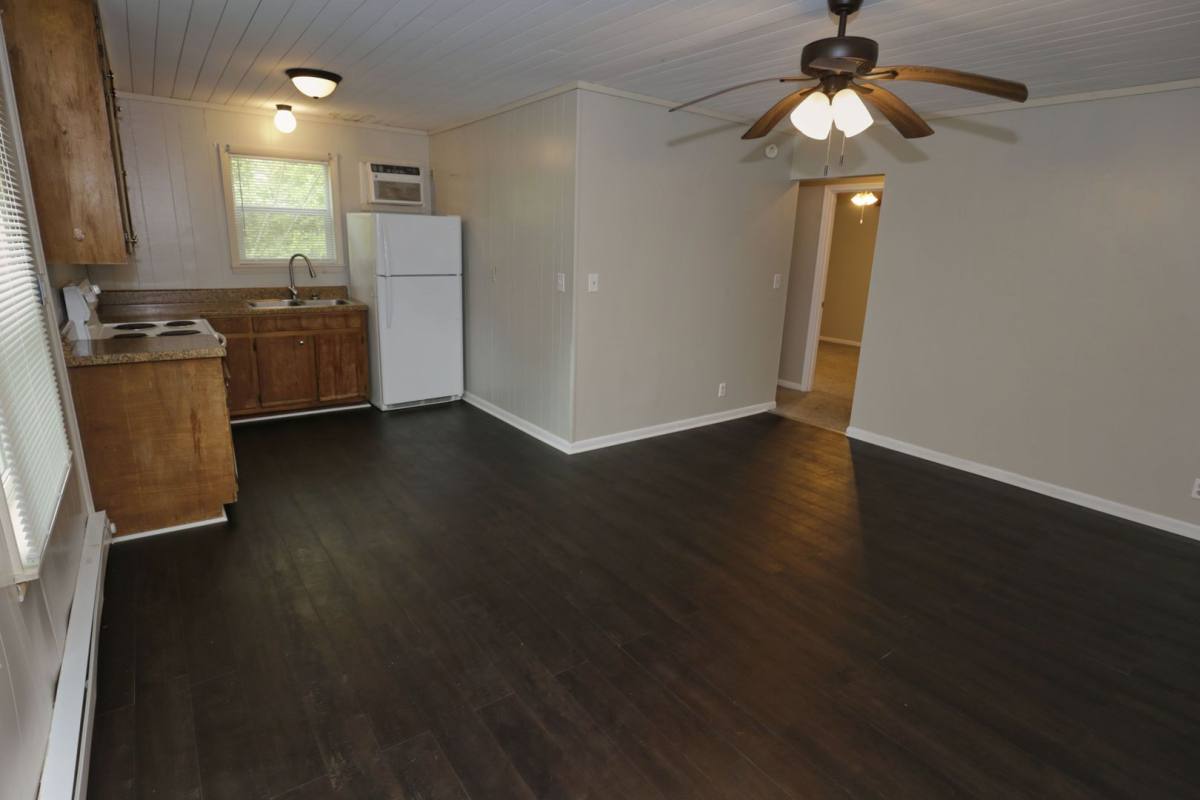 Apartment for rent at 306 Tarver St SE, Jacksonville, AL 36265