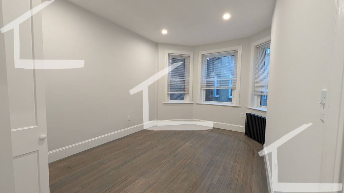 Apartment for rent at 108 Jersey St #18, Boston, MA 02215