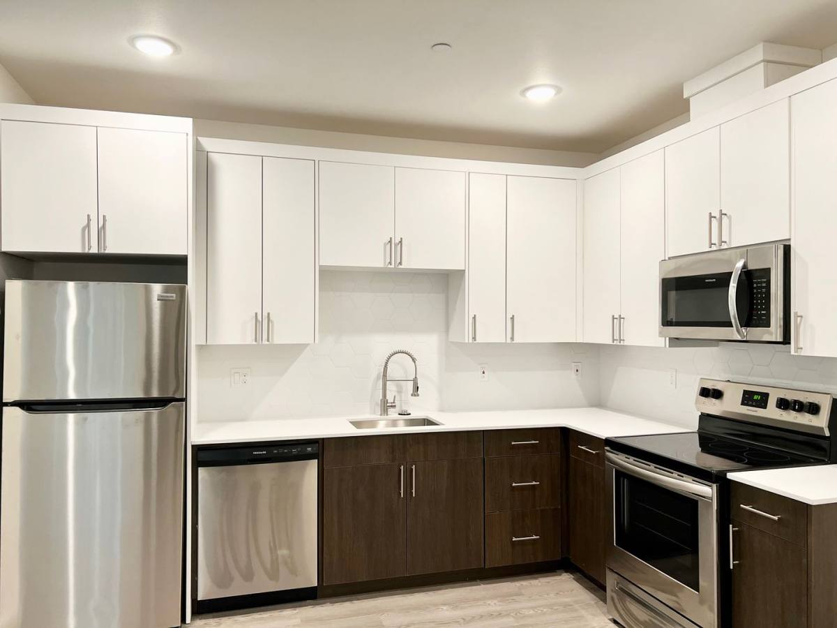 Apartment for rent at 232 NE 61st Ave, Portland, OR 97213