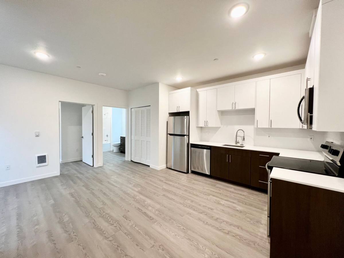 Apartment for rent at 232 NE 61st Ave, Portland, OR 97213