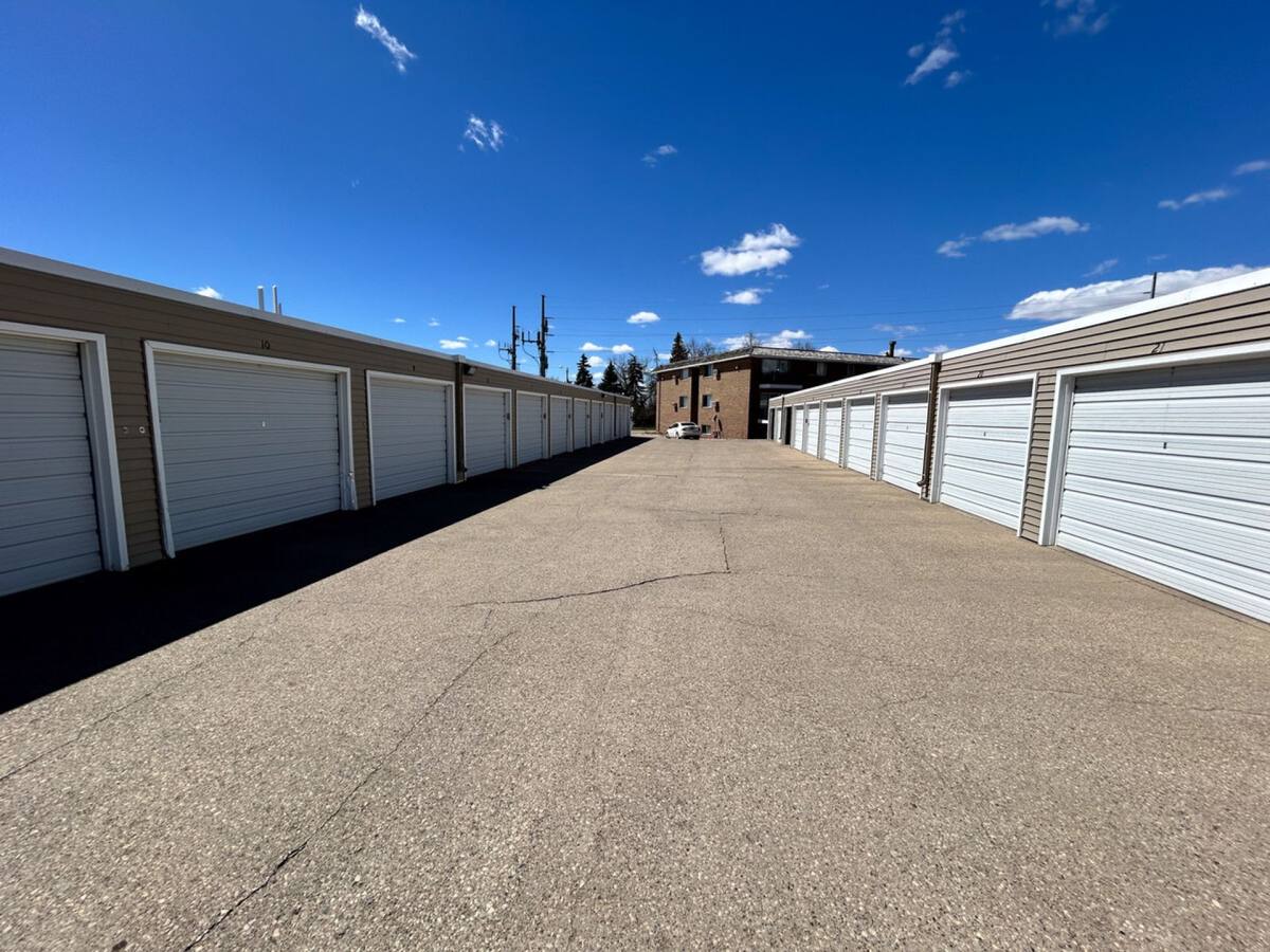 Apartment for rent at 415 Fraine Barracks Rd, Bismarck, ND 58504