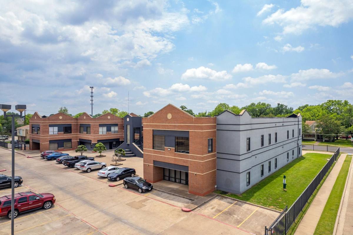 Apartment for rent at 1911 S 8th St, Waco, TX 76706
