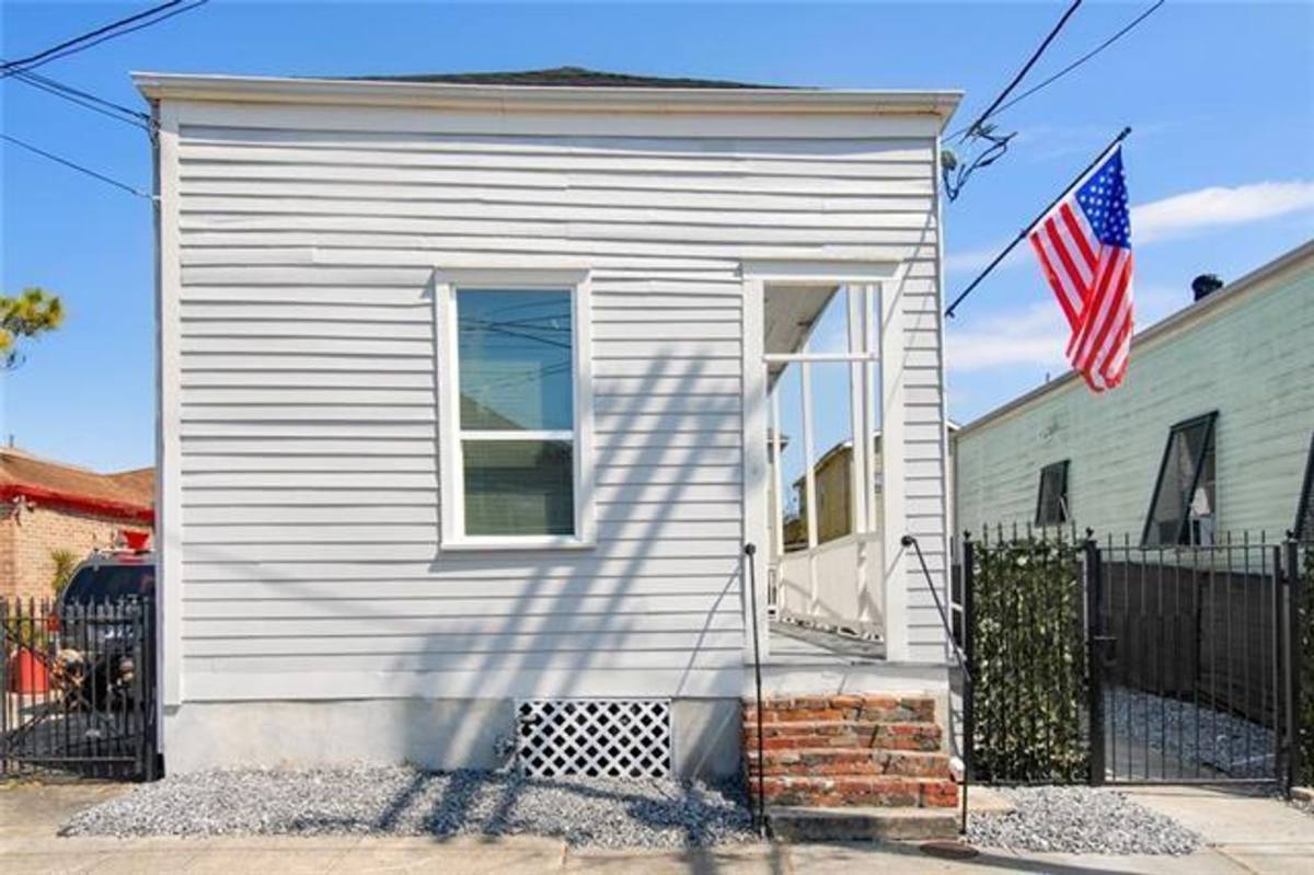 Apartment for rent at 2809 1st St, New Orleans, LA 70113