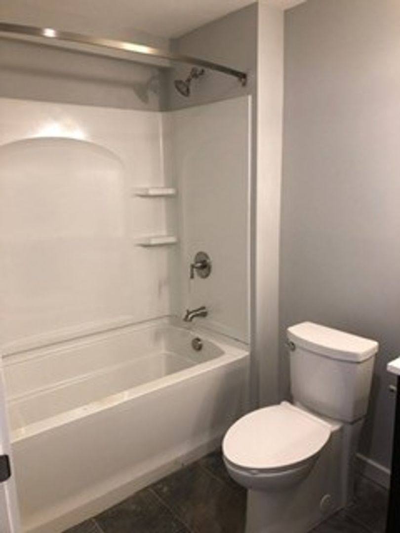 Apartment for rent at 2001 Rivermont Ave, Lynchburg, VA 24503
