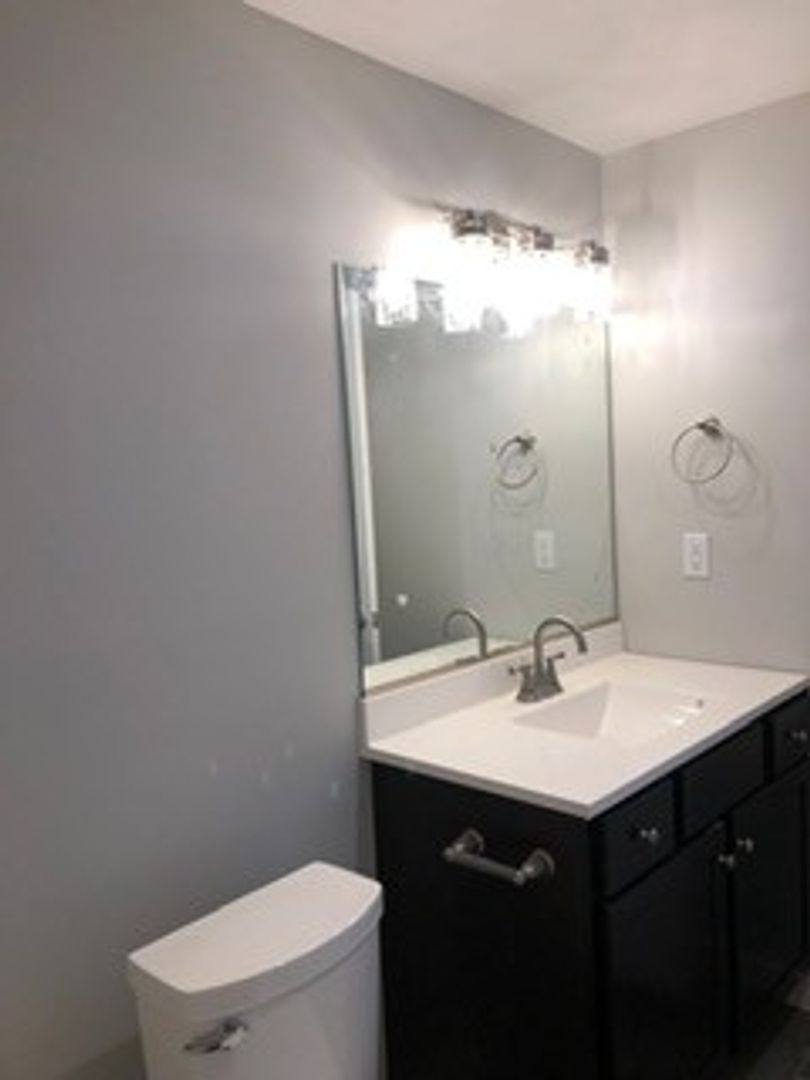 Apartment for rent at 2001 Rivermont Ave, Lynchburg, VA 24503