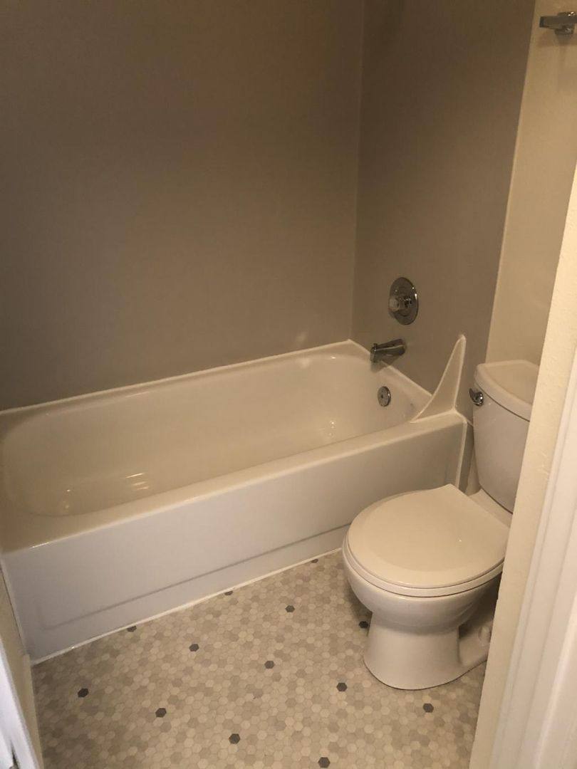 Apartment for rent at 2207 W Raye St, Seattle, WA 98199