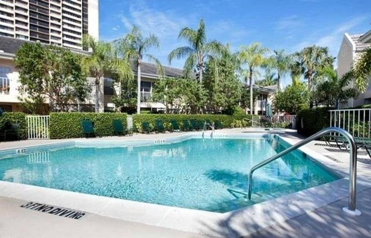 House for rent at 5635 Turtle Bay Dr, Naples, FL 34108