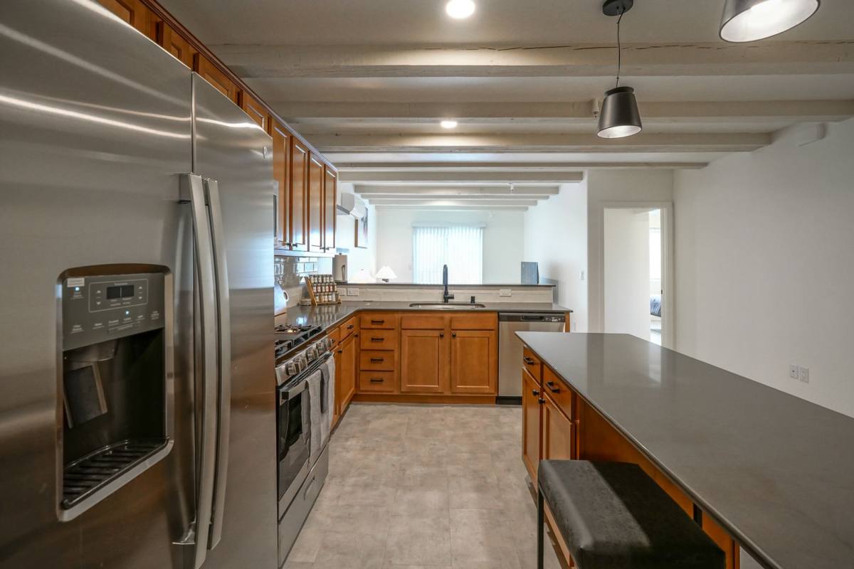 Apartment for rent at 11930 Menaul Blvd NE, Albuquerque, NM 87112