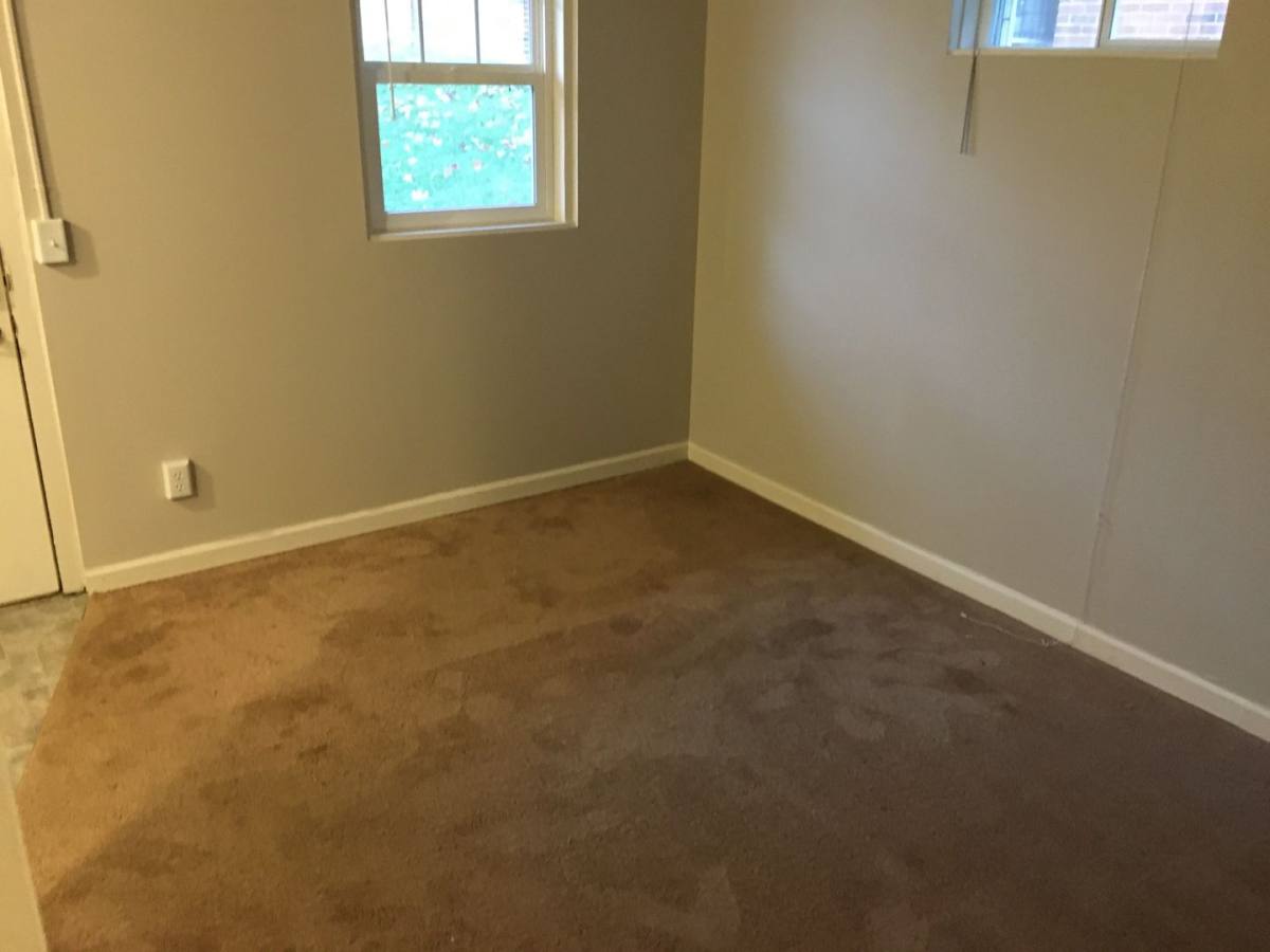 Apartment for rent at 1028-1032 Holloway St, Lafayette, IN 47905