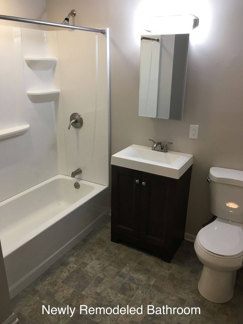 Apartment for rent at 1028-1032 Holloway St, Lafayette, IN 47905