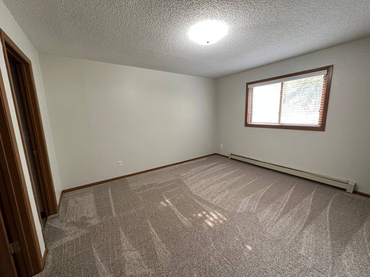 Apartment for rent at 127 Stuttgart Dr, Bismarck, ND 58504