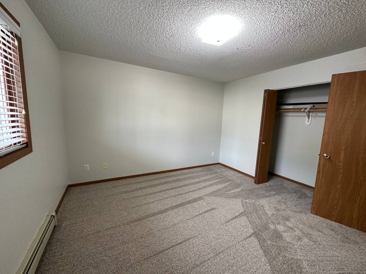 Apartment for rent at 127 Stuttgart Dr, Bismarck, ND 58504