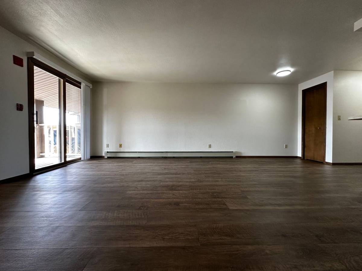 Apartment for rent at 1760 Eldorado Dr, Green Bay, WI 54302