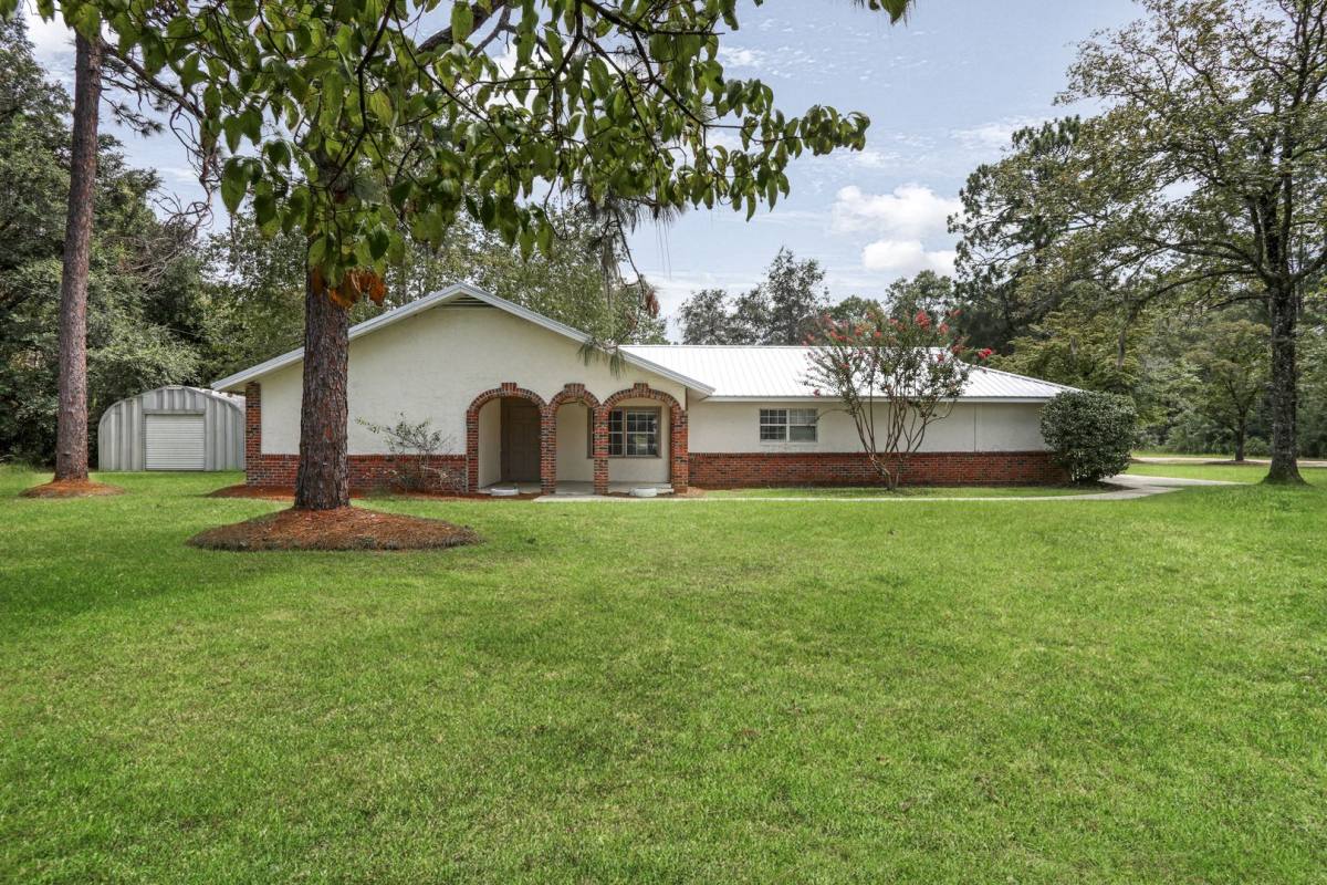 House for rent at 534 Shrine Club Rd, Jesup, GA 31545