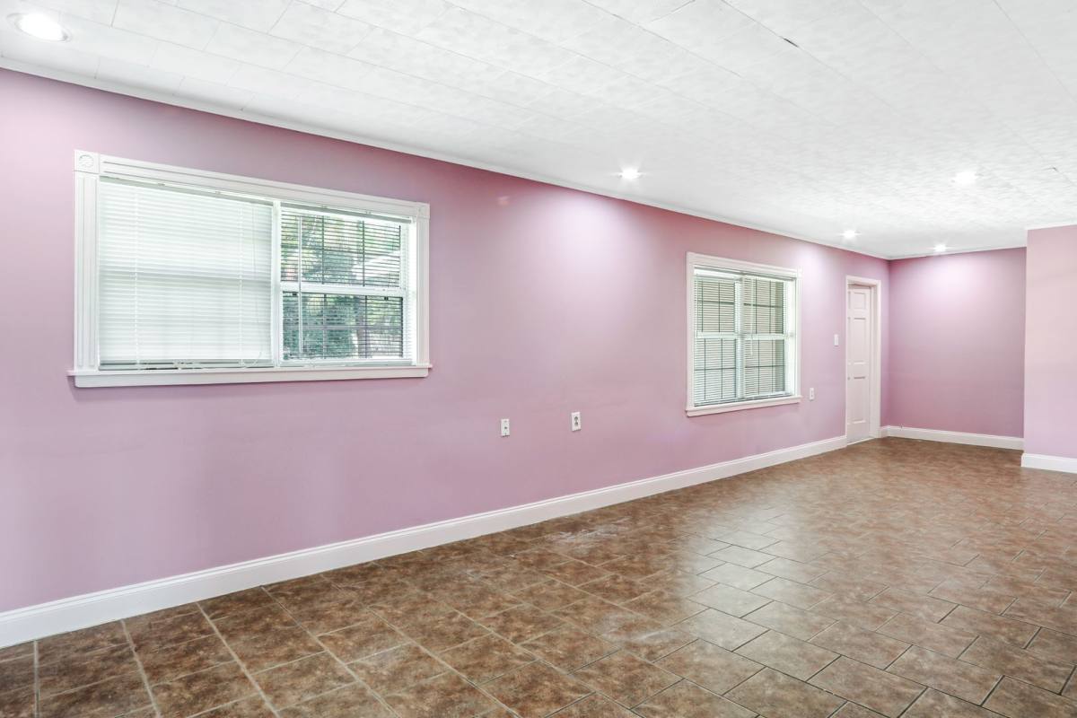 House for rent at 534 Shrine Club Rd, Jesup, GA 31545
