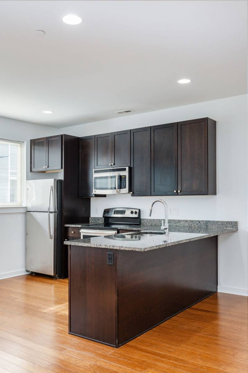 Townhouse for rent at 1221 Mount Vernon St, Philadelphia, PA 19123