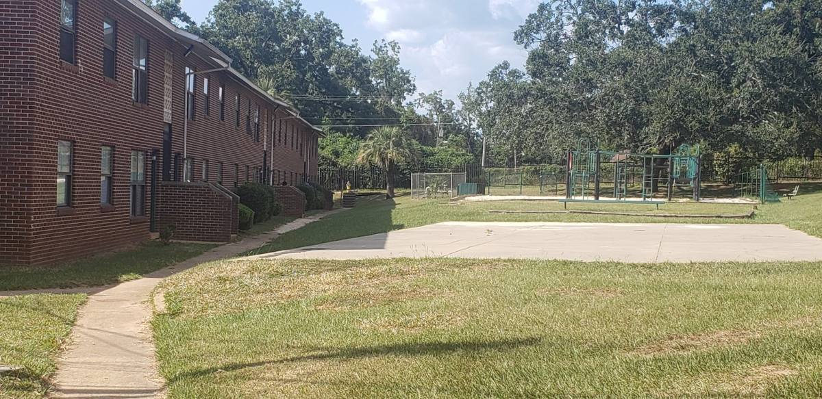 Apartment for rent at 2500 Holton St, Tallahassee, FL 32310