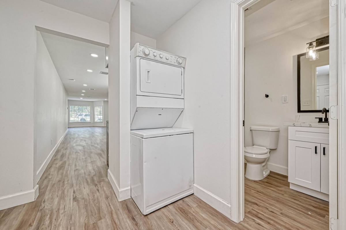 Apartment for rent at 5609 Denmark St, Houston, TX 77028