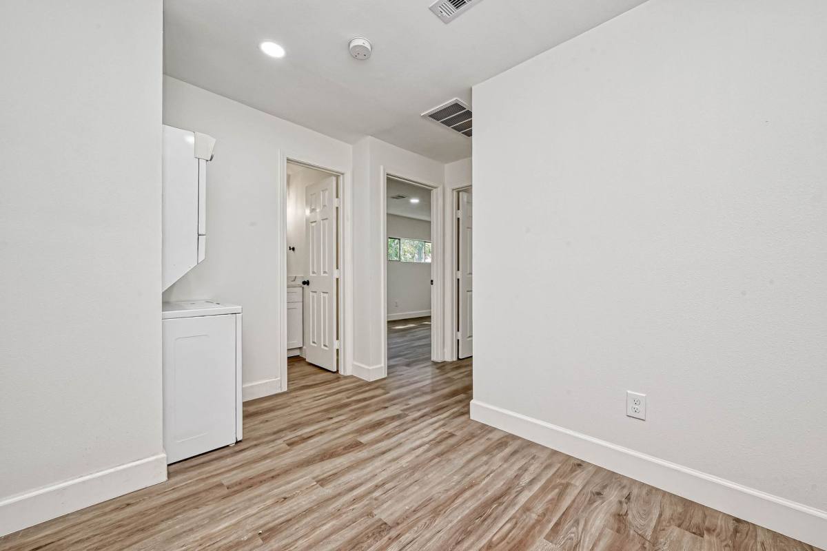 Apartment for rent at 5609 Denmark St, Houston, TX 77028