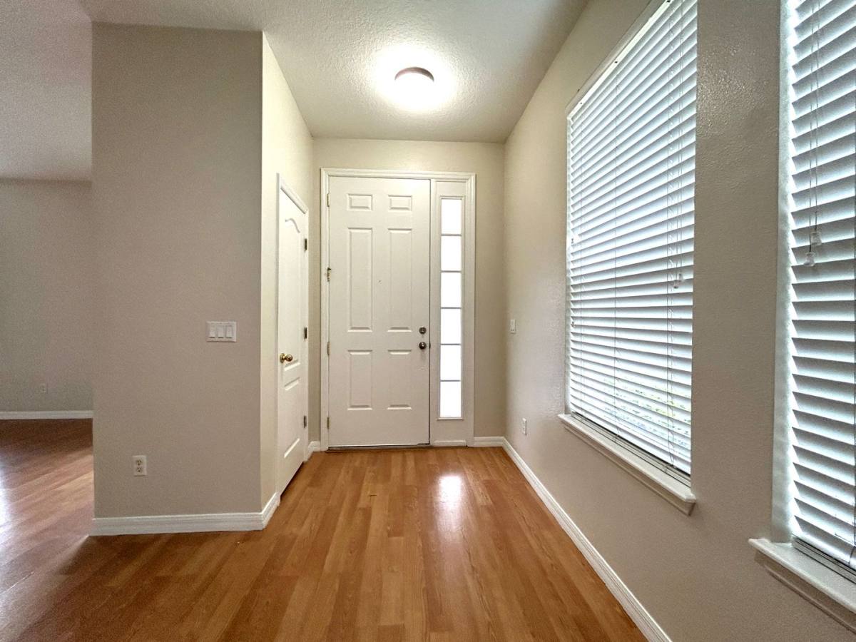 Townhouse for rent at 10849 Spider Lily Dr, Orlando, FL 32832