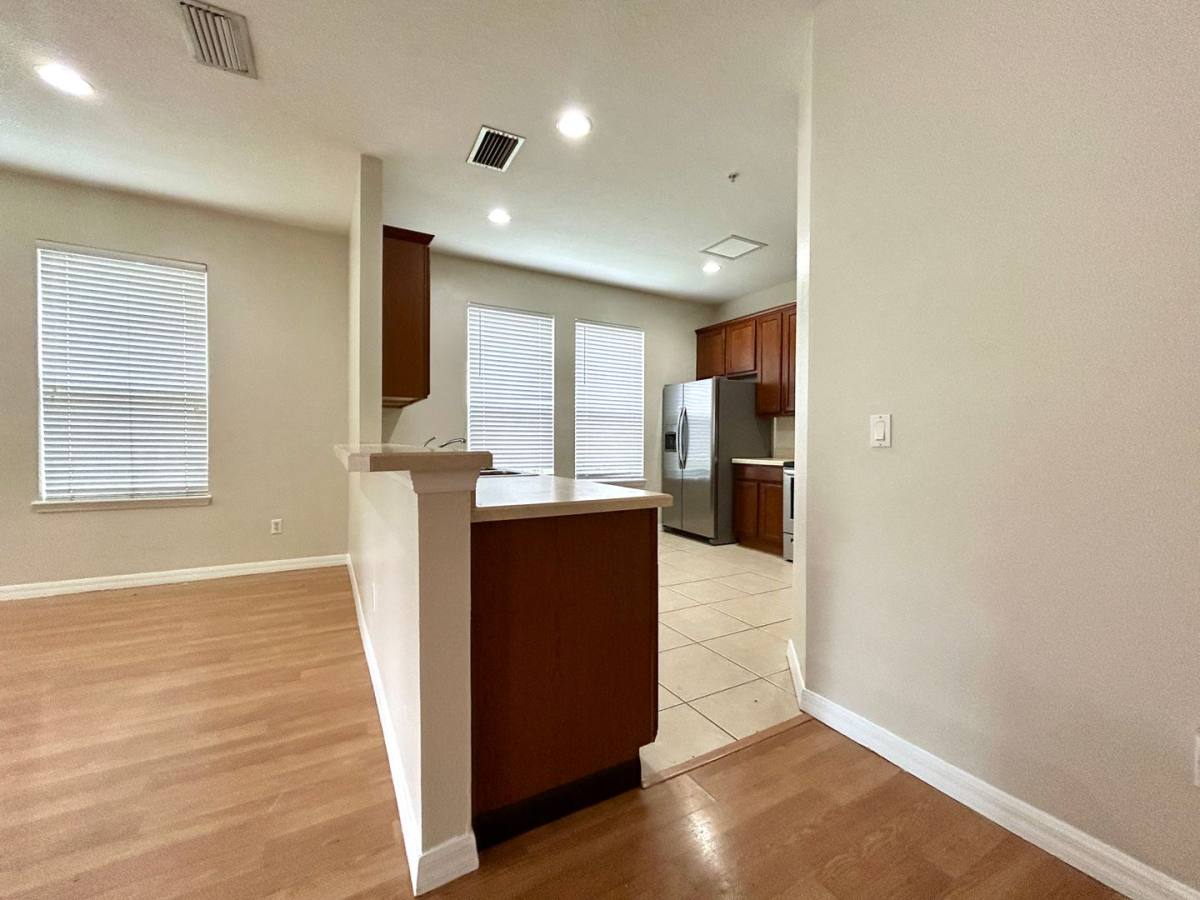 Townhouse for rent at 10849 Spider Lily Dr, Orlando, FL 32832