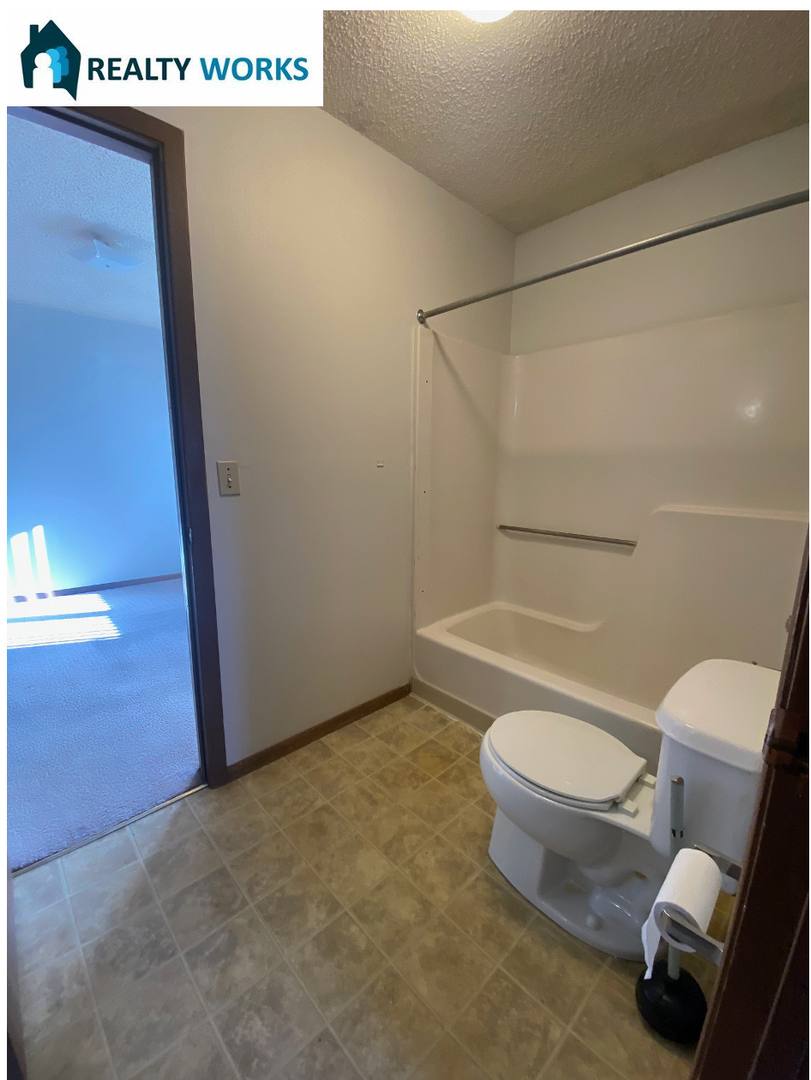 Apartment for rent at 521 N 25th St, Lincoln, NE 68503