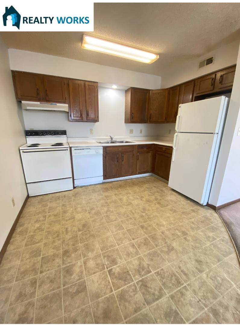 Apartment for rent at 521 N 25th St, Lincoln, NE 68503