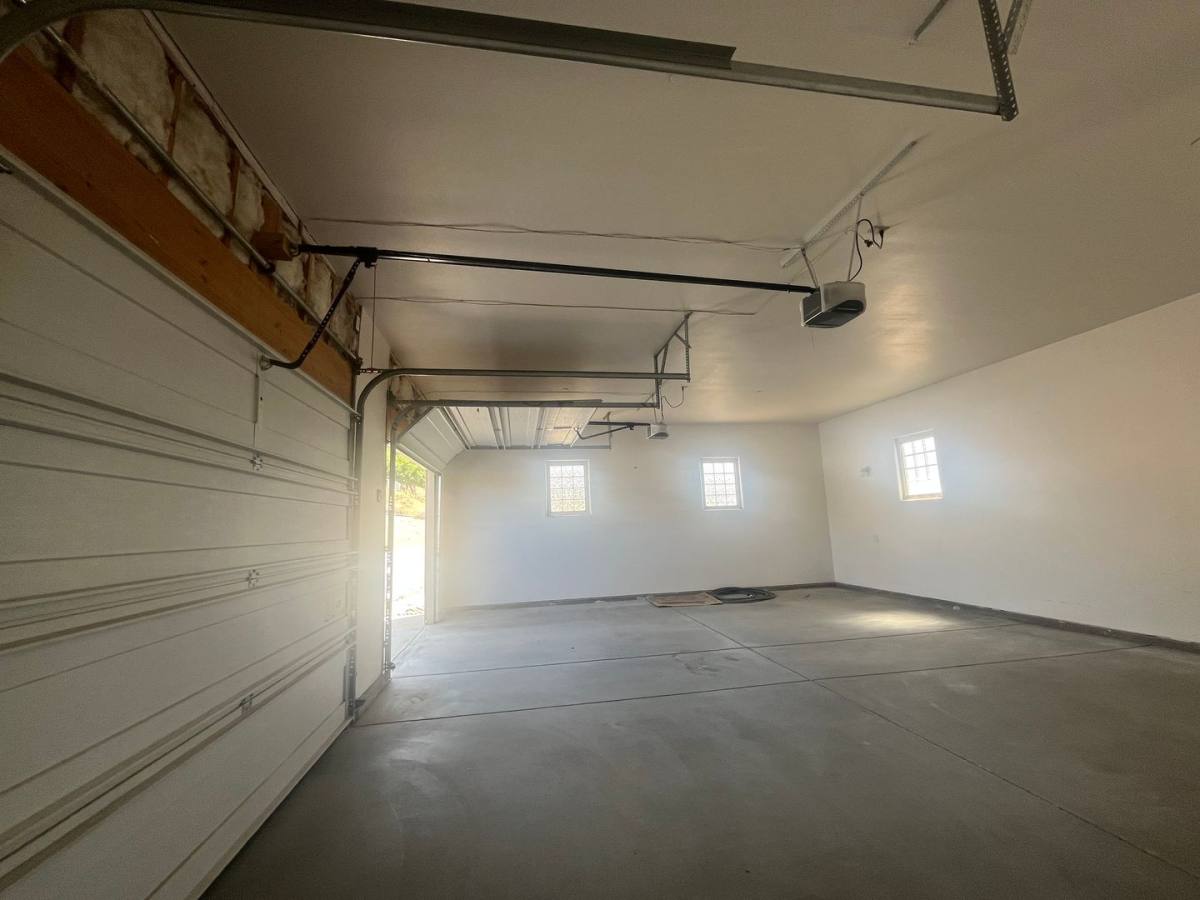 House for rent at 21972 Ocotillo Way, Apple Valley, CA 92308